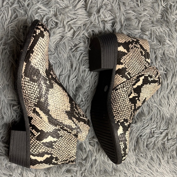 Black and Cream Snakeskin Ankle Boots - Picture 3 of 10
